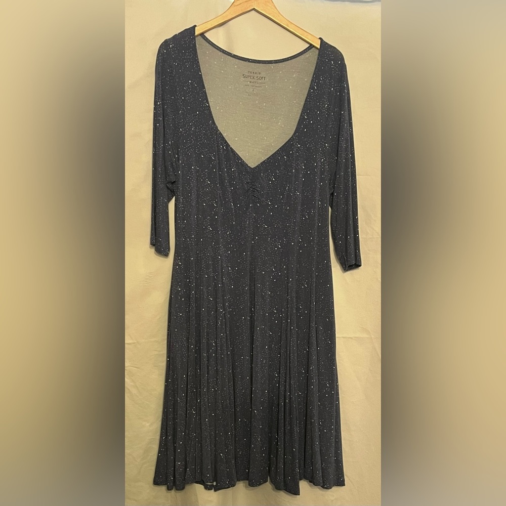 Torrid Super Soft knit blue star print 2x long sleeve knee length dress